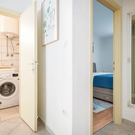 House With A Parking Space Dugi Rat, Omis - 23046 Сasa de vacaciones